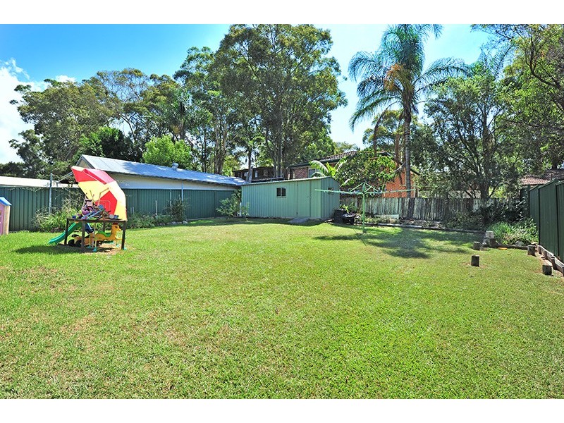 143 Kerry Crescent, Berkeley Vale NSW 2261