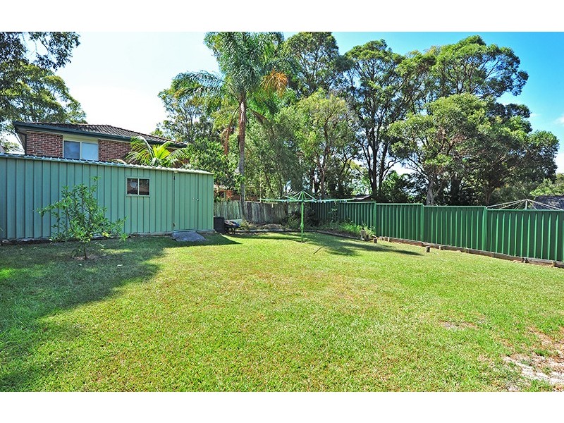 143 Kerry Crescent, Berkeley Vale NSW 2261