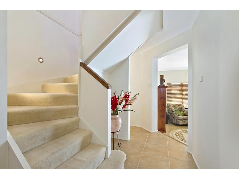 78 Lakin Street, Bateau Bay NSW 2261