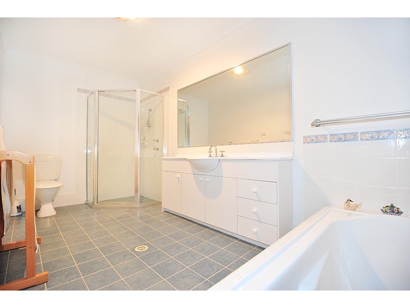 78 Lakin Street, Bateau Bay NSW 2261