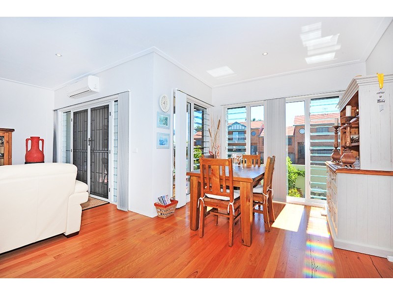 3/82-84 Hutton Rd, The Entrance North NSW 2261