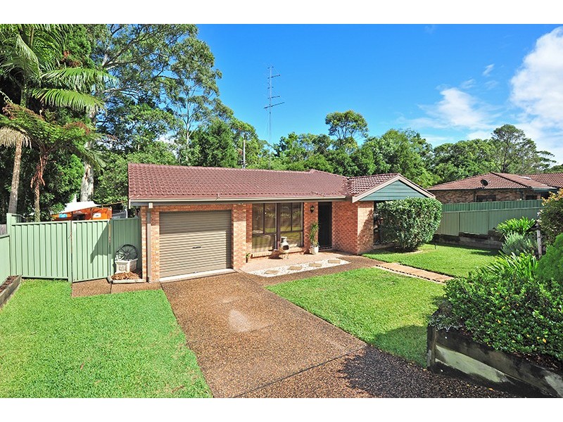 22 Greenwood Ave, Berkeley Vale NSW 2261