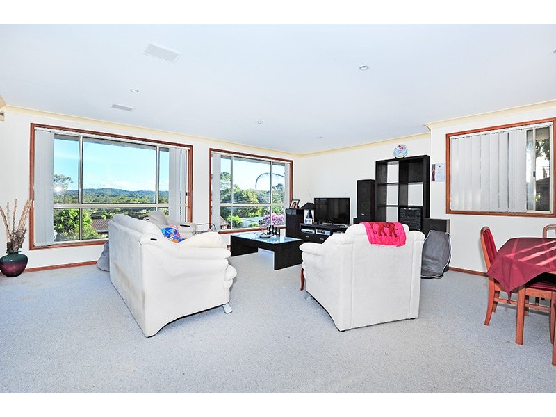 49 Platypus Rd, Berkeley Vale NSW 2261