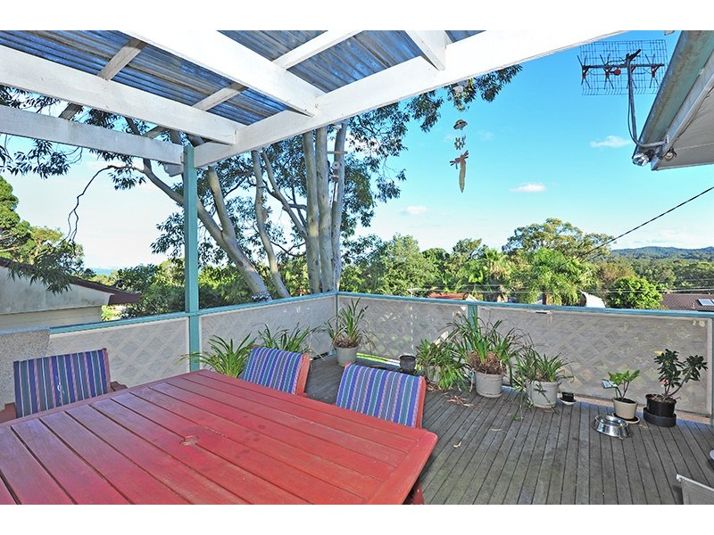 49 Platypus Rd, Berkeley Vale NSW 2261