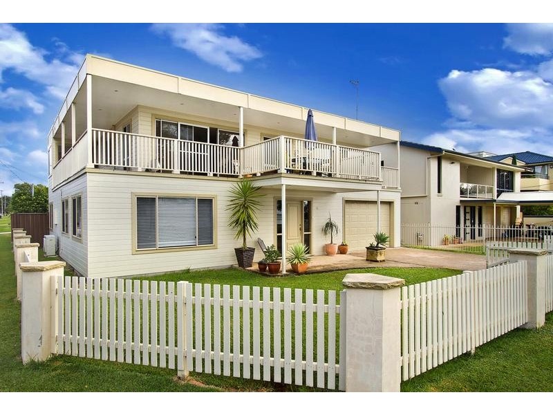 16 Lucinda Avenue, Killarney Vale NSW 2261