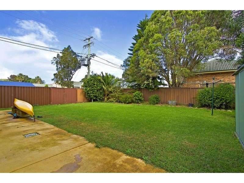 16 Lucinda Avenue, Killarney Vale NSW 2261