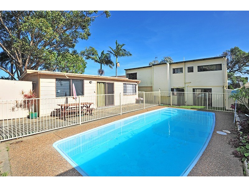 81 Lowanna Avenue, Forresters Beach NSW 2260