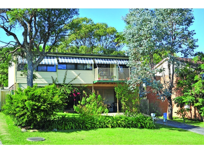 81 Lowanna Avenue, Forresters Beach NSW 2260