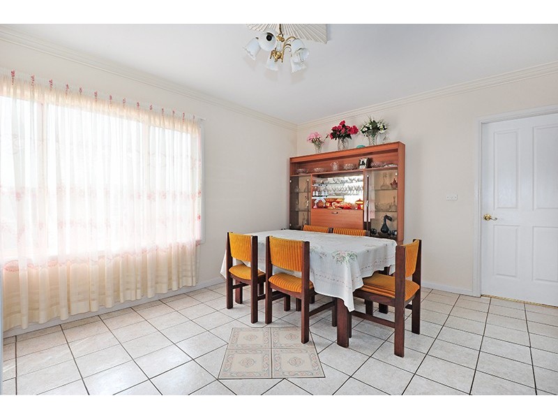 37 Forresters Beach Rd, Forresters Beach NSW 2260