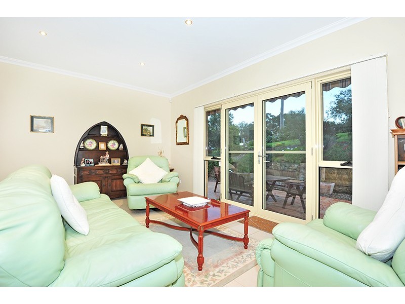 11 Kunarra Road, Wamberal NSW 2260