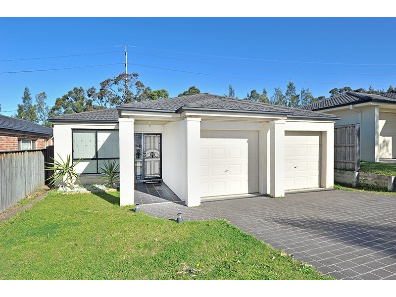 10 Nangar Street, Woongarrah NSW 2259