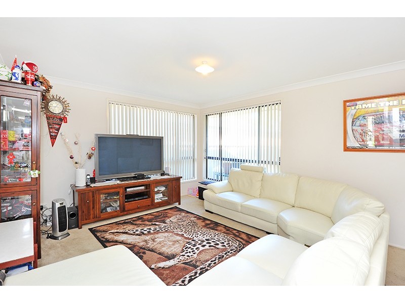 10 Nangar Street, Woongarrah NSW 2259