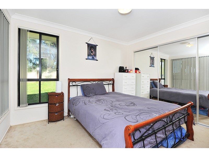 10 Nangar Street, Woongarrah NSW 2259