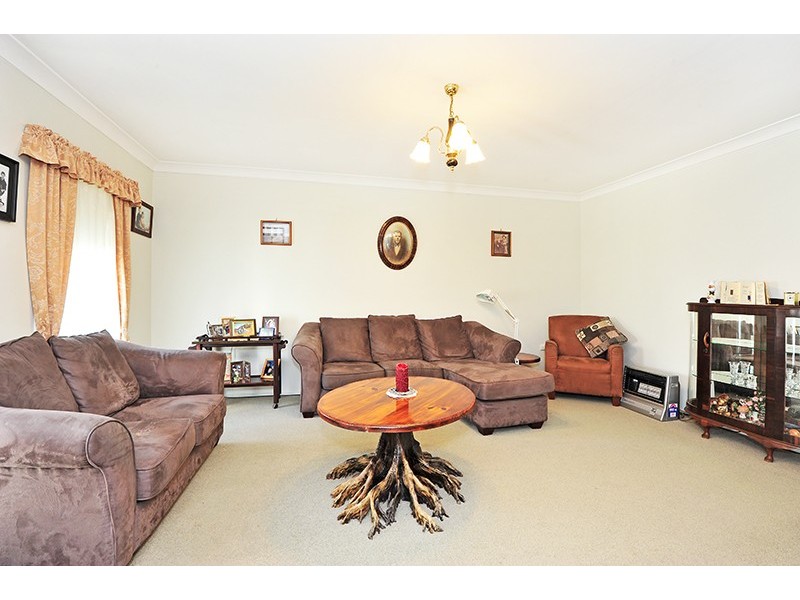 13 Greenwood Avenue, Berkeley Vale NSW 2261