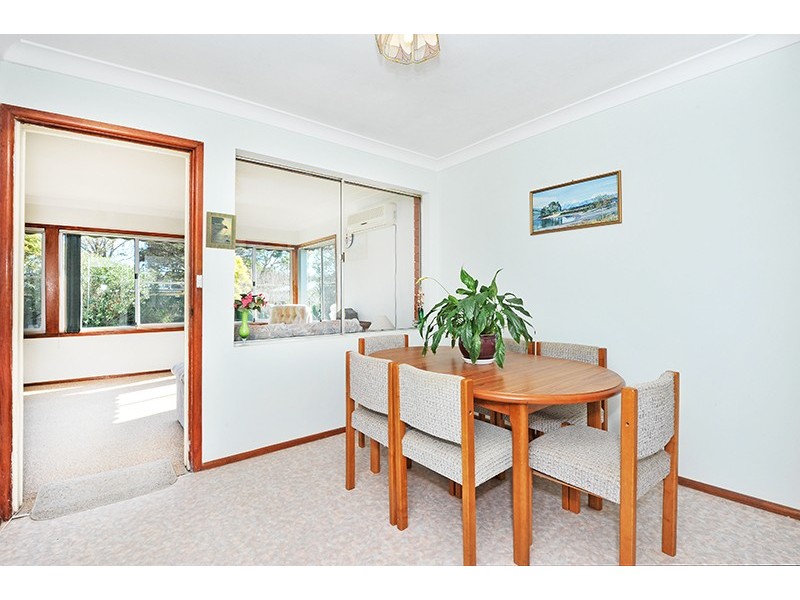 88 Kathleen White Crescent, Killarney Vale NSW 2261