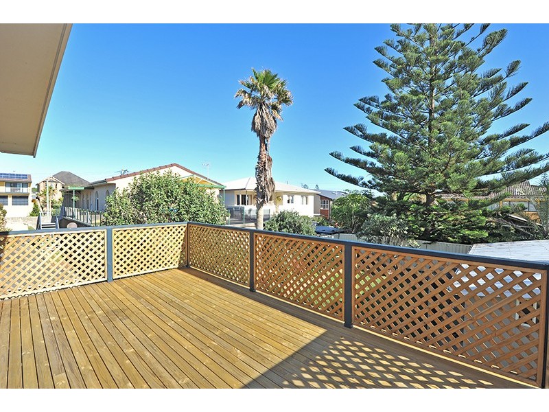 10 Curtis Pde, The Entrance North NSW 2261