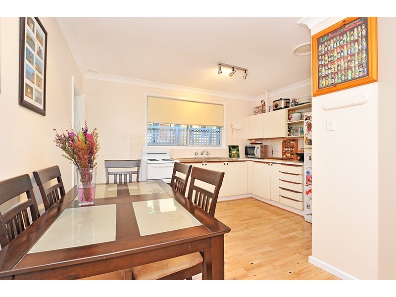 83 Platypus Road, Berkeley Vale NSW 2261