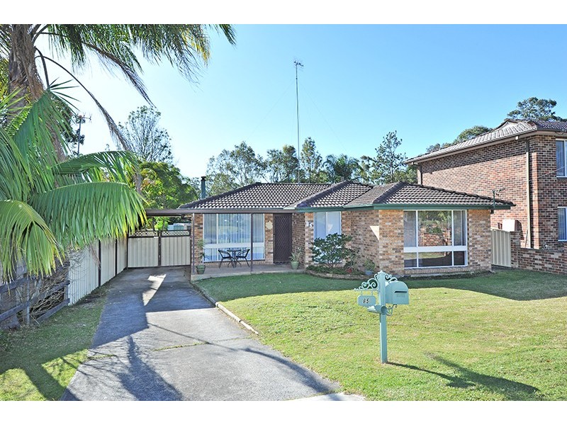85 Albatross Rd, Berkeley Vale NSW 2261