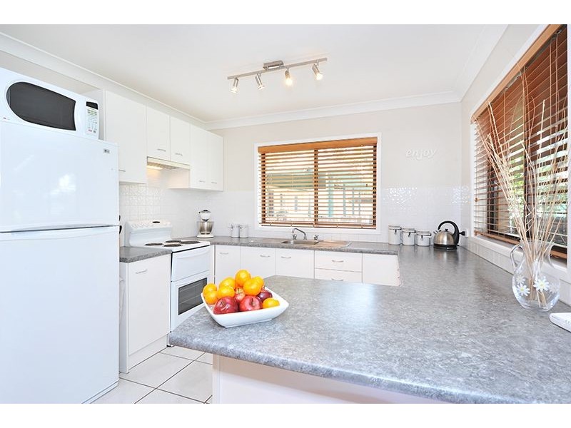 88 Platypus Rd, Berkeley Vale NSW 2261
