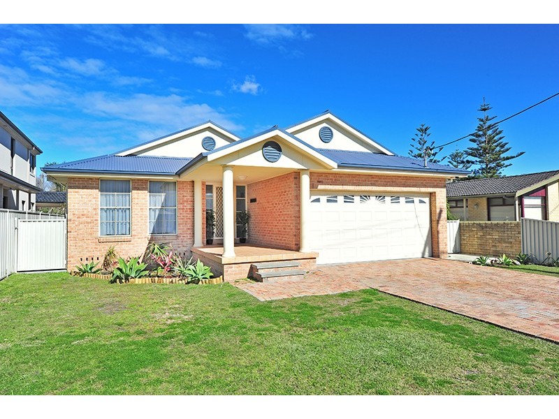 57 Bondi Rd, The Entrance North NSW 2261