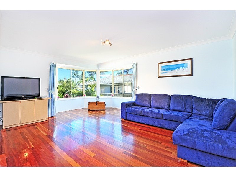 57 Bondi Rd, The Entrance North NSW 2261
