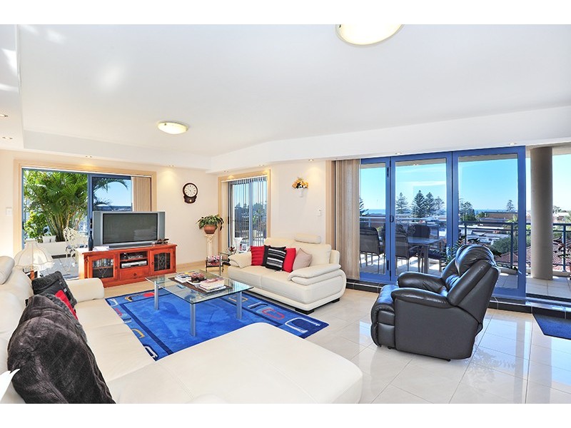 27/15-19 Torrens Ave, The Entrance NSW 2261