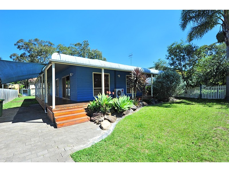 40 Kurraba Pde, Berkeley Vale NSW 2261