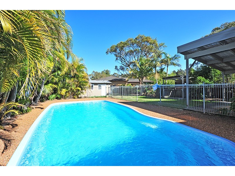 11 Crystal St, Forresters Beach NSW 2260