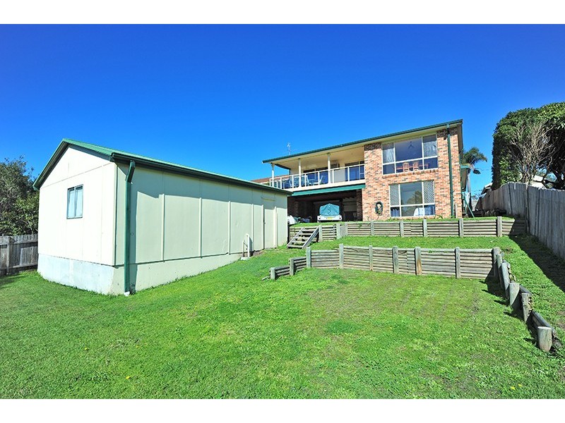 55 Ferndale St, Killarney Vale NSW 2261