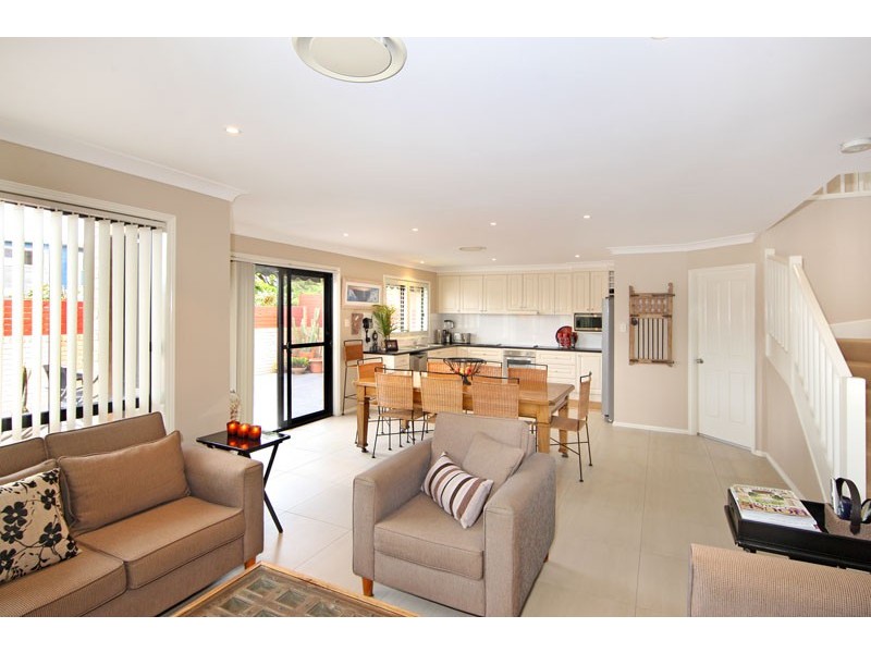 1/49 Shortland Av, Killarney Vale NSW 2261