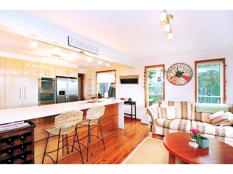 52 Berne Street, Bateau Bay NSW 2261