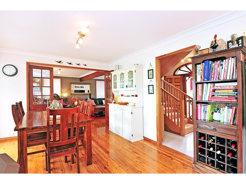 52 Berne Street, Bateau Bay NSW 2261