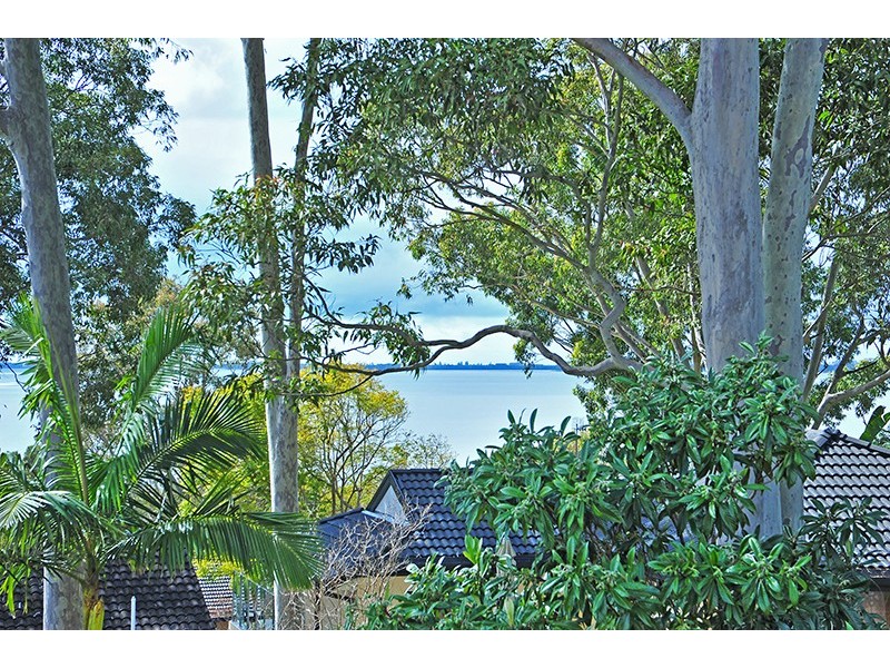 29 Kenmare Ave, Berkeley Vale NSW 2261