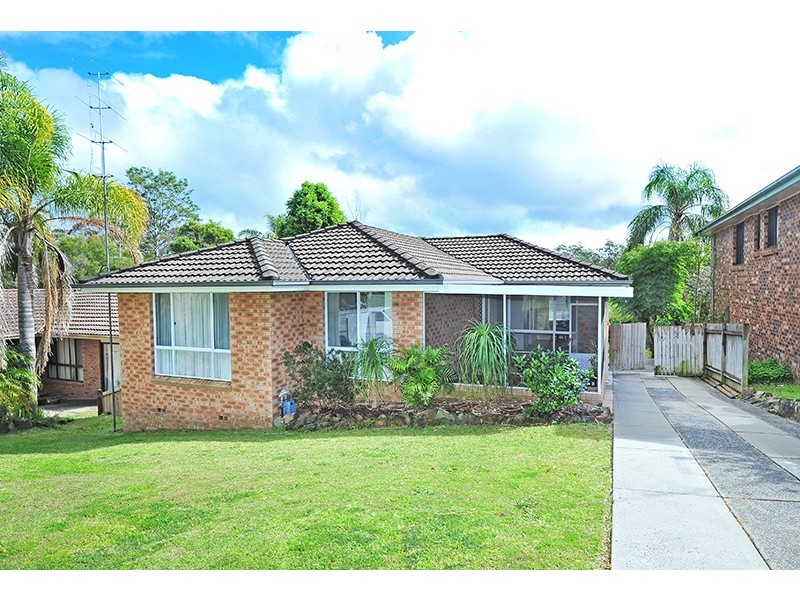 54 Greenwood Ave, Berkeley Vale NSW 2261
