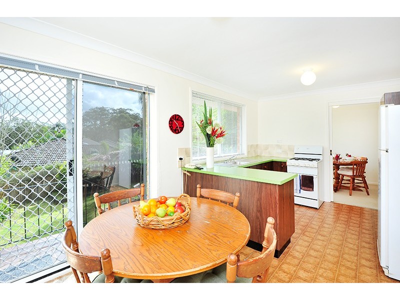54 Greenwood Ave, Berkeley Vale NSW 2261