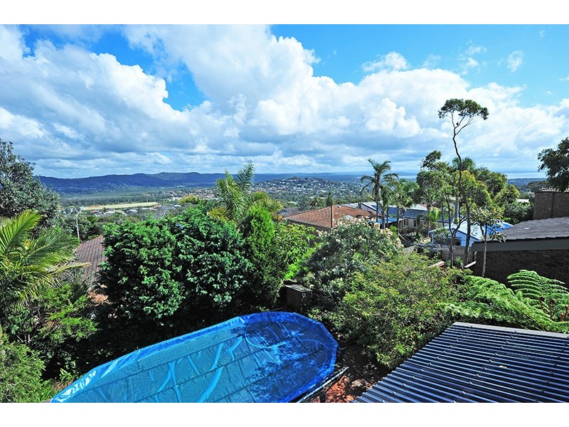 21 Stephenson Rd, Bateau Bay NSW 2261