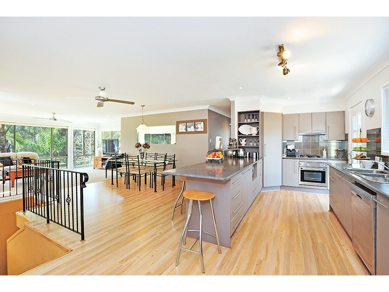 141 Lakedge Avenue, Berkeley Vale NSW 2261
