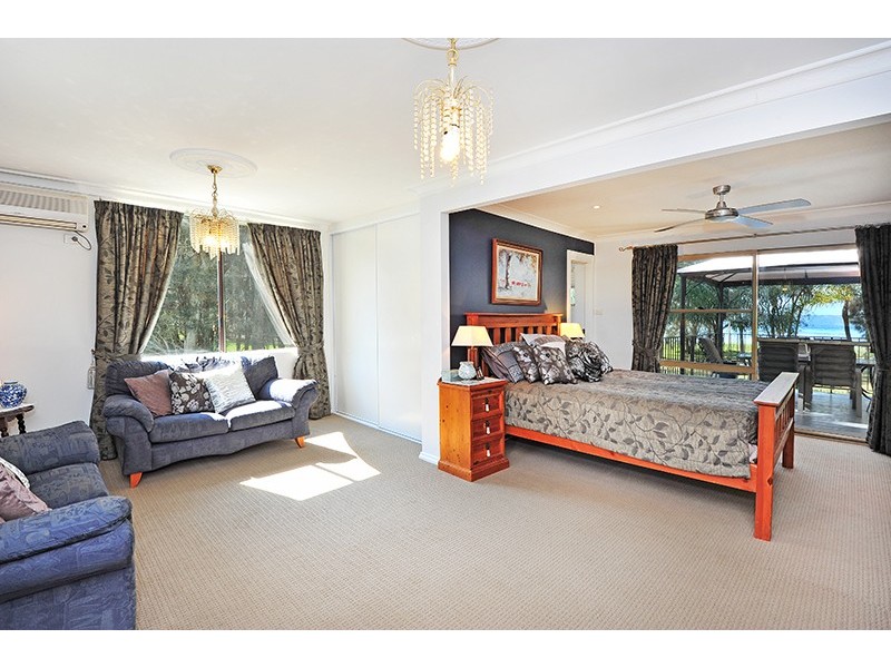 141 Lakedge Avenue, Berkeley Vale NSW 2261