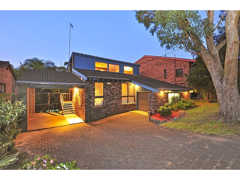 15 Peak Street, Bateau Bay NSW 2261