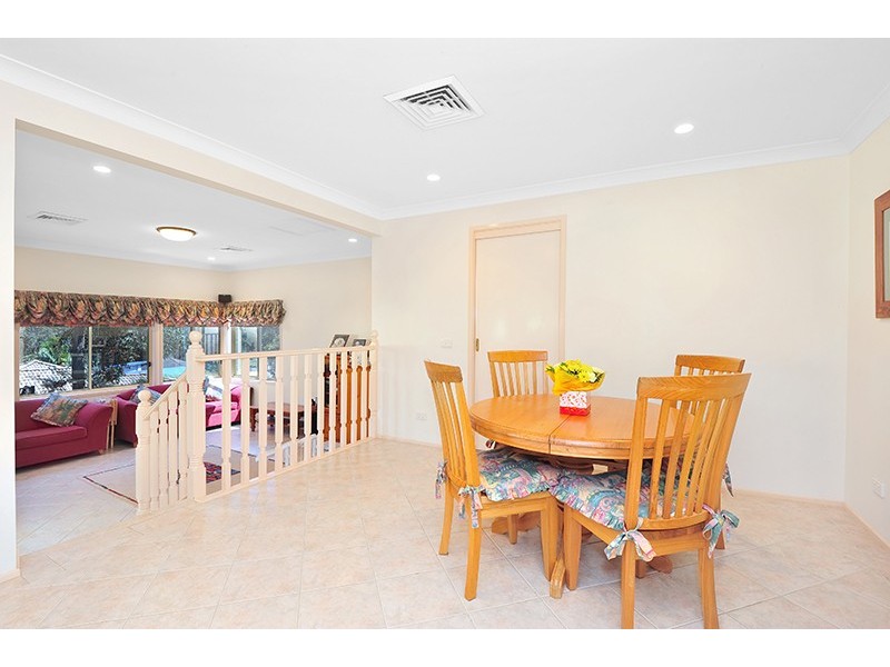 26 Stornaway Cres, Berkeley Vale NSW 2261
