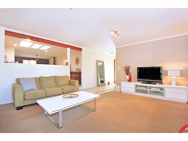 48 Gladys Avenue, Berkeley Vale NSW 2261