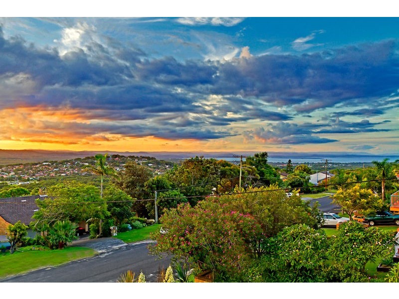 50 Kipling Dr, Bateau Bay NSW 2261