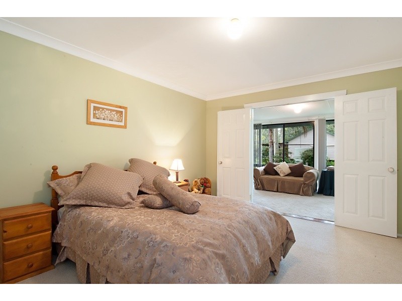 10 Holloway Dr, Jilliby NSW 2259