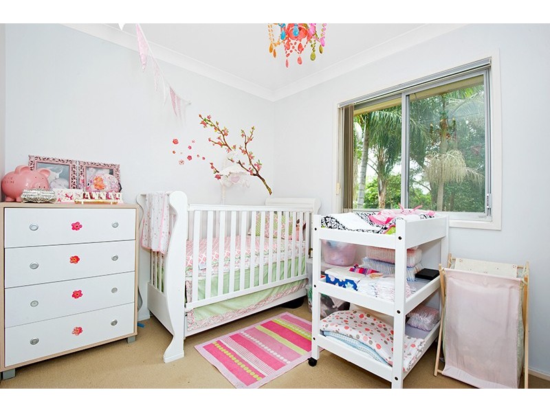 35 Audie Parade, Berkeley Vale NSW 2261