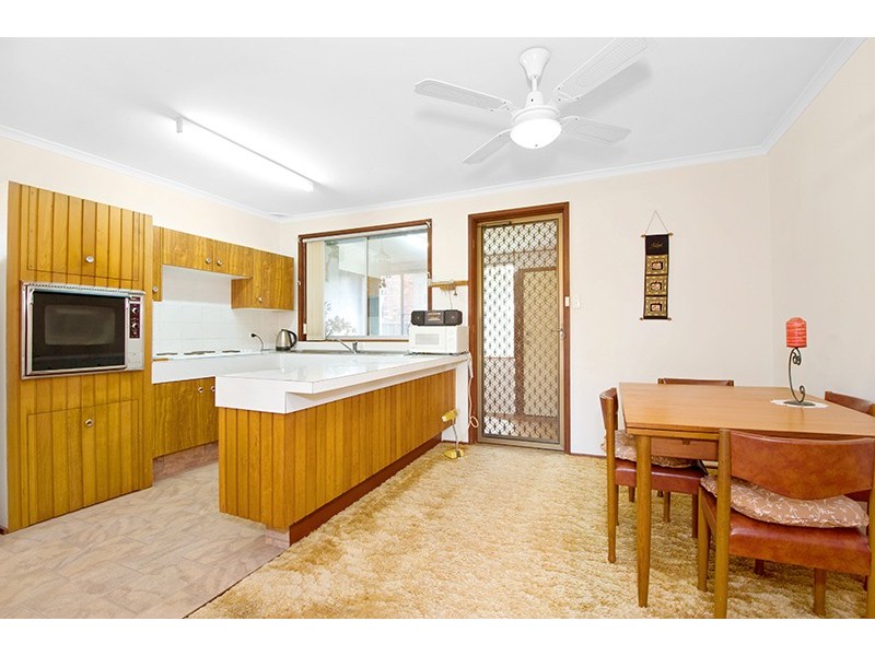 7 Henry Parkes Drive, Berkeley Vale NSW 2261