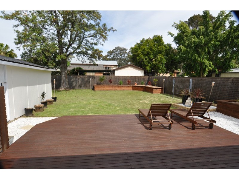 38 St James Avenue, Berkeley Vale NSW 2261