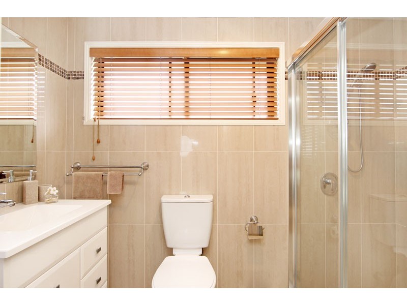 49 Shortland Avenue, Killarney Vale NSW 2261