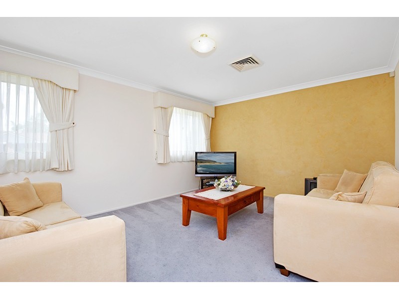 49 Hinemoa Avenue, Killarney Vale NSW 2261