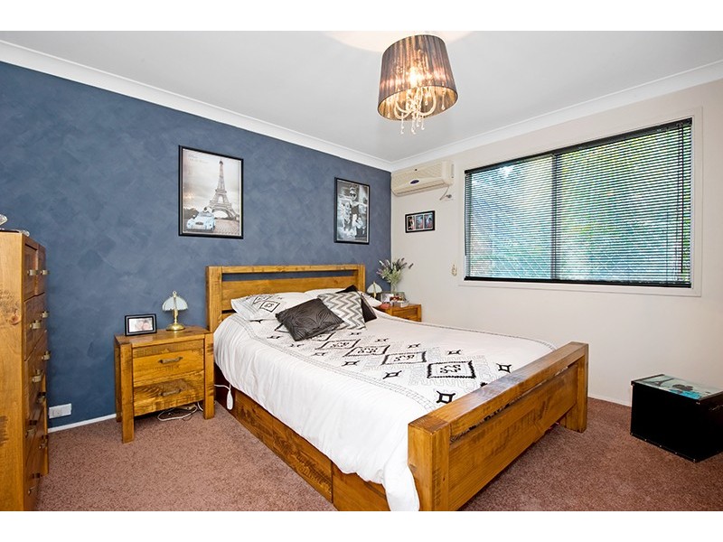 2 Rickard Street, Bateau Bay NSW 2261