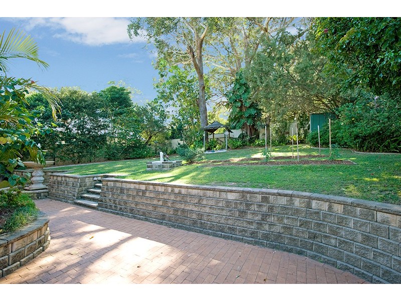 2 Rickard Street, Bateau Bay NSW 2261